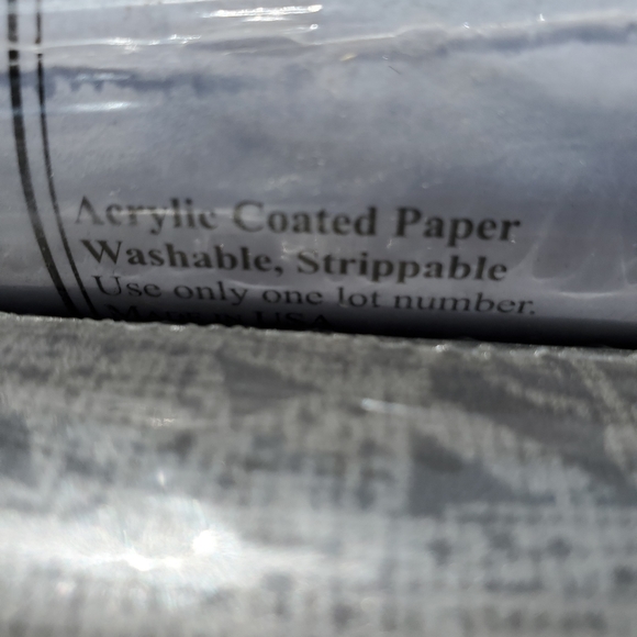 3 rolls unopened wallpaper - Picture 4 of 4